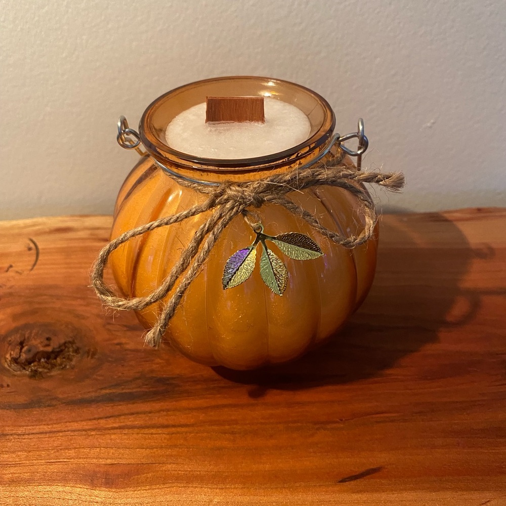 Handmade Pumpkin Wooden Wick Glass Candle with Hemp Bow & Golden Leaves